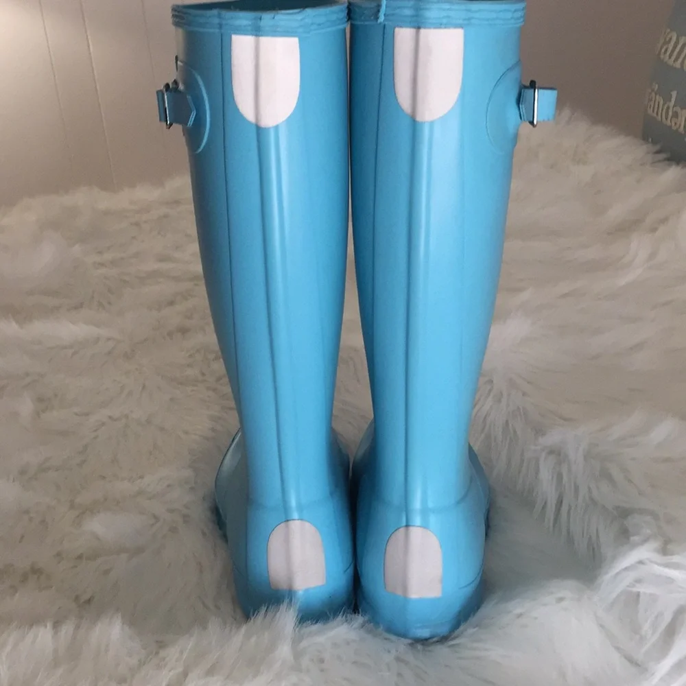 Hunter Women's Tall Rain Boots in Light Blue